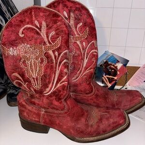 Circle G Red Embroidered Heeled Boots